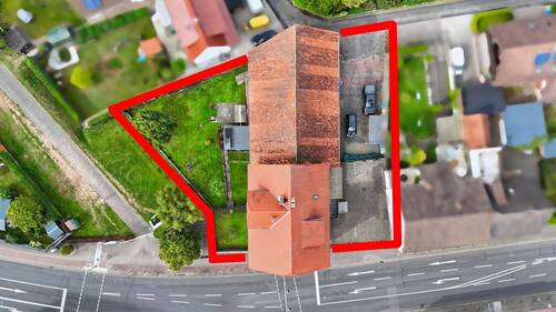 Drohne 1 - 3 Zimmer Mehrfamilienhaus, Wohnhaus in Hasselroth