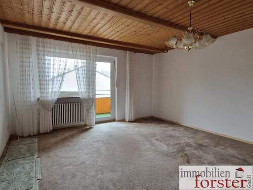 Wohnzimmer - Etagenwohnung in Weilheim zum Kaufen