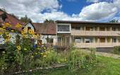 Gästehaus mit Remise - 
