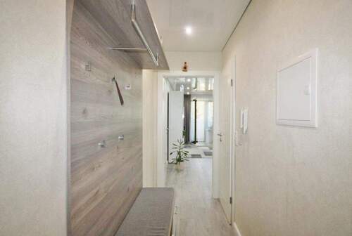 freundlicher Eingangsbereich/Diele - 