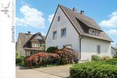 001 - Straßenansicht - Sehr gepflegtes Einfamilienhaus mit schönem Garten und Garage in beliebter Lage in Bi-Jöllenbeck