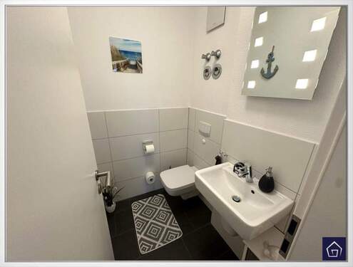Gäste-WC - 3 Zimmer Etagenwohnung in Sulzbach (Taunus)