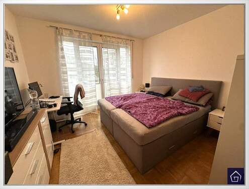 Schlafzimmer - Etagenwohnung mit 86,30 m&sup2; in Sulzbach (Taunus) zur Miete