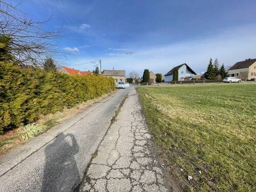 Umgebung - Grundstück in Bretnig-Hauswalde