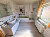 Badezimmer 1. OG - 