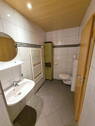 Mitarbeiterraum Badezimmer - 