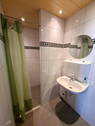 Mitarbeiterraum Badezimmer - 