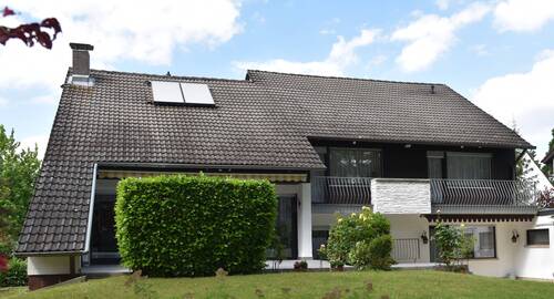 Gartenansicht - 8 Zimmer Einfamilienhaus zum Kaufen in Langen