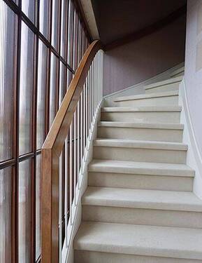 Treppe ins Dachgeschoss - 