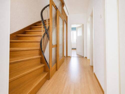 Treppe_KI_mod - 