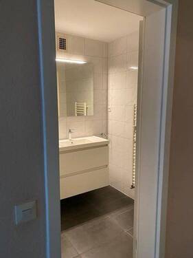Badezimmer-rechts - 