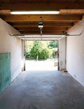 Garage am Haus - 