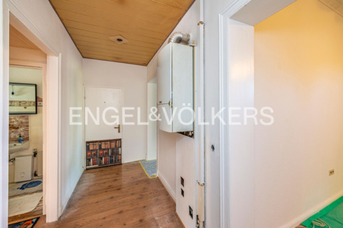 Wohnungsflur mit Gasetagenheizung - 
