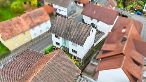 Drohne 7 - 7 Zimmer Einfamilienhaus zum Kaufen in Gedern