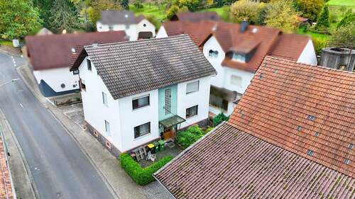 Drohne 1 - 7 Zimmer Einfamilienhaus in Gedern