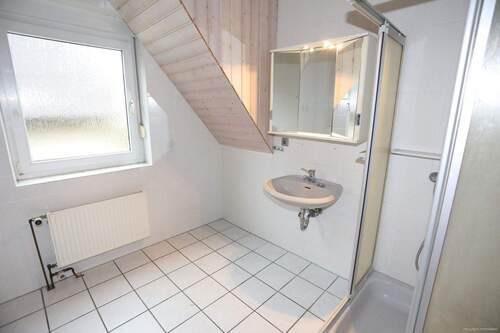 Haus 1 Bad DG - 