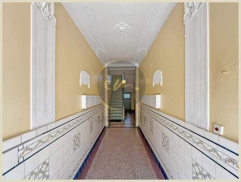 Eingangsbereich - 1 Zimmer Mehrfamilienhaus, Wohnhaus in Berlin