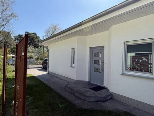 Hauseingang - Bungalow mit 107,00 m&sup2; in Berlin zum Kaufen