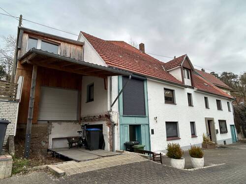 Außenansicht - 6 Zimmer Mehrfamilienhaus, Wohnhaus zum Kaufen in Marsberg / Beringhausen