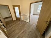 Flur - Etagenwohnung mit 57,00 m² in Gera zur Miete
