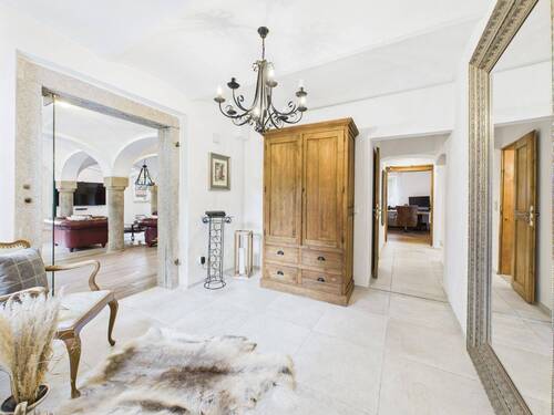 Flur - Einfamilienhaus mit 332,00 m&sup2; in Haunersdorf zum Kaufen