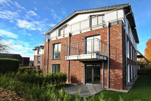 Ansicht - Lichtdurchflutete 3-Zimmer Wohnung im Dachgeschoss - in ruhiger Wohnstraße!