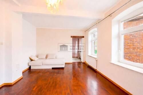 Schlafzimmer - Mehrfamilienhaus, Wohnhaus mit 300,00 m&sup2; in Coppenbrügge zum Kaufen