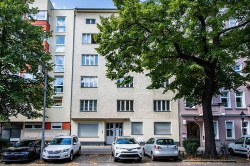 Fassade - 3 Zimmer Etagenwohnung zum Kaufen in Berlin