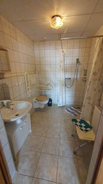 Bad zum Pensionszimmer - 