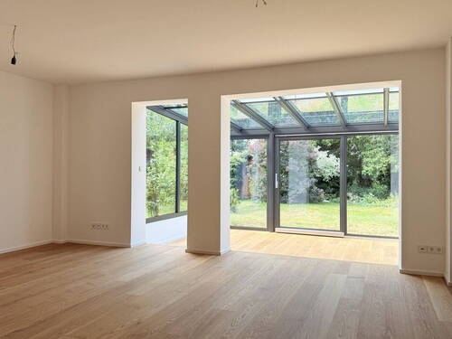 Bild 3 - 5 Zimmer Reihenendhaus in Planegg