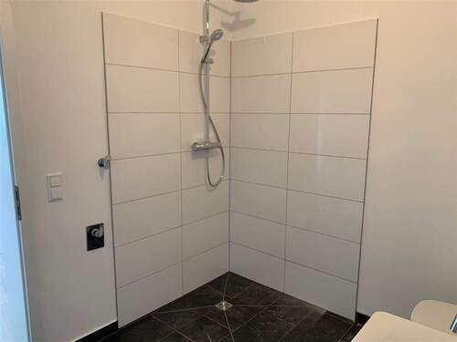 Saniertes Duschbad - 1 Zimmer Etagenwohnung zur Miete in Osterode am Harz