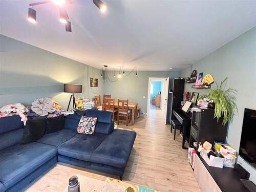 Wohn- und Esszimmer - 