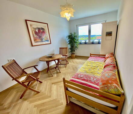 Zimmer 2 - 