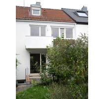 Reihenmittelhaus in ruhiger Lage N-Nähe Klinikum Nord Haus kaufen - Nürnberg St Johannis
