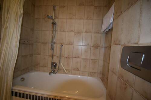 Badezimmer (2).JPG - 