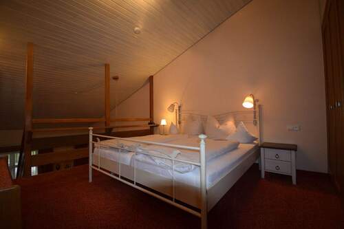 Schlafraum (2).JPG - 