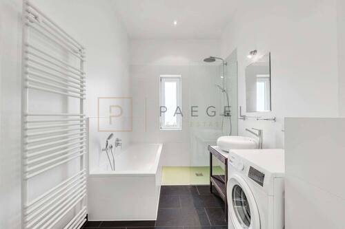 Wohlfühloase - 2 Zimmer Etagenwohnung in Berlin