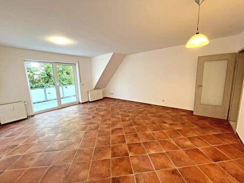 Wohnzimmer - Etagenwohnung mit 74,50 m² in Kulmbach zur Miete