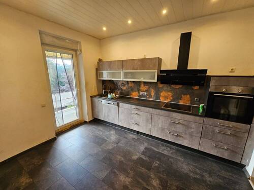 99688960-b895-4eea-88e9-2d088d6b9614.JPG - 6 Zimmer Mehrfamilienhaus, Wohnhaus in Mettlach