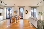 Wohnzimmer - 3 Zimmer Etagenwohnung zum Kaufen in Berlin