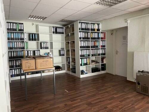 Büro und Akten - 