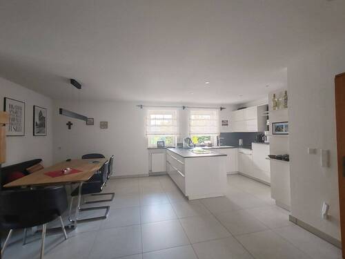 Küche mit Essbereich - 5 Zimmer Einfamilienhaus in Schwindegg