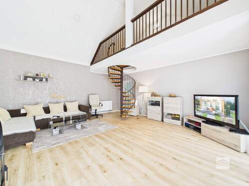 WE2: Wohnzimmer mit Empore - 