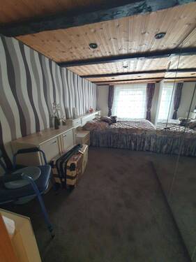 Schlafzimmer DG - 