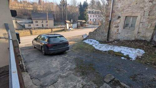 Einfahrt - Einfamilienhaus mit 122,00 m&sup2; in Bielatal zum Kaufen