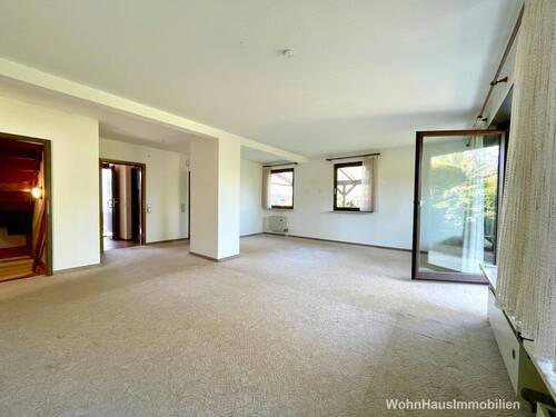 Zentrales Wohnzimmer - 