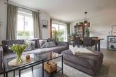 Wohnzimmer - 3 Zimmer Etagenwohnung zum Kaufen in Achim