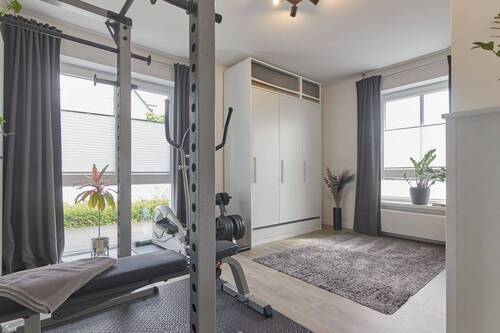 Ankleide-/Arbeitszimmer - 