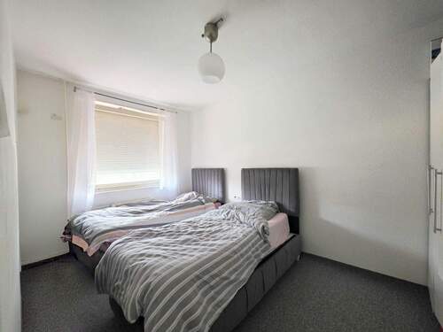 Kinderzimmer 1 - 4 Zimmer Etagenwohnung zum Kaufen in Freiburg im Breisgau