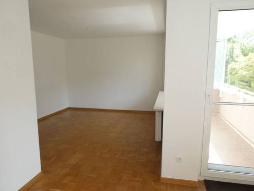 Wohnzimmer b.JPG - 2 Zimmer Etagenwohnung zum Kaufen in Berlin